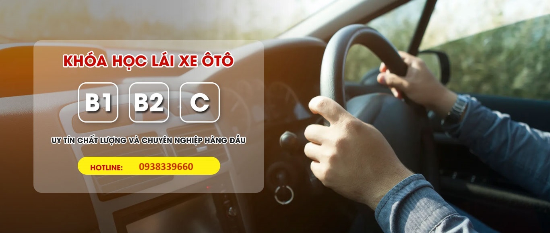 thầy Tuấn dạy lái xe